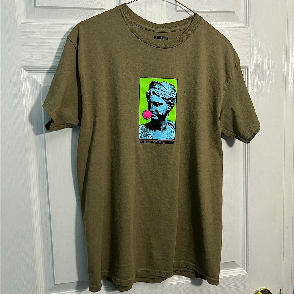 Pleasures graphic tshirt